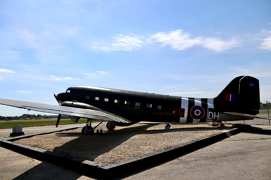 The C-47 Dakota Gate Guardian at 47 Air Dispatch sits proudly in its restored paint scheme - view from the port side.